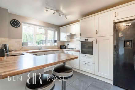 Photo of free Cream Shaker kitchen (Whittle Springs PR6) #1