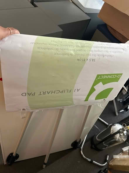 Photo of free One flip chart (W2 2ET) #4