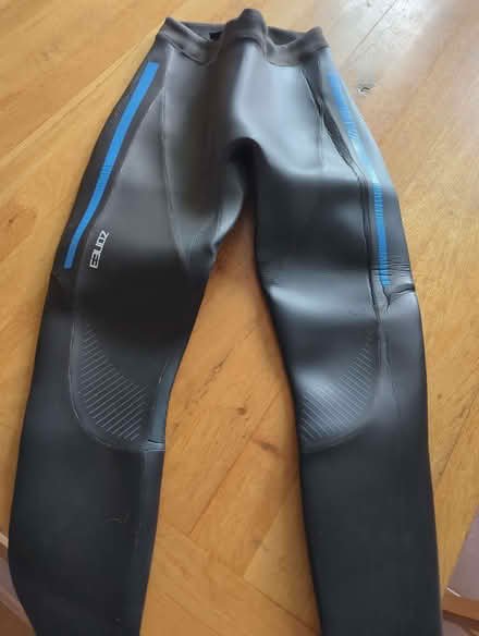 Photo of free Surfing/swimming leggings (Dunkerton BA2) #1