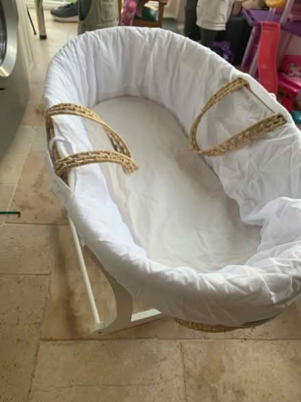 Photo of free Moses basket (SL2 britwell) #2