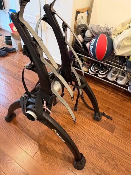 Photo of free Saris Bones 3-bike trunk rack (Park View/Columbia Heights) #1