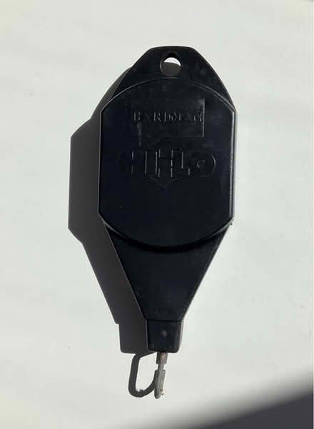 Photo of free Gardman Hi-Lo lowering device for hanging baskets (Oswestry SY11) #1