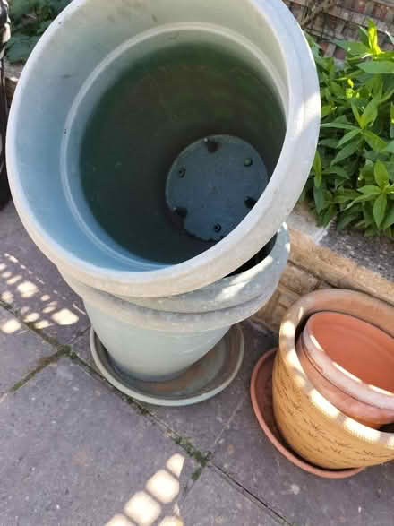 Photo of free 4 Very Lge VGC Plantar Pots/1 Tray (Hilsea Portsmouth PO2) #2