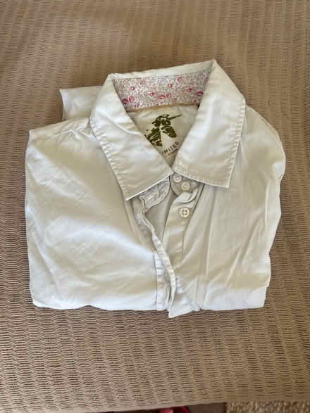 Photo of free Ladies blouse (Kilburn NW6) #1