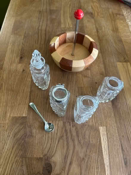 Photo of free 1970s condiments holder (Hayling Island PO11) #2