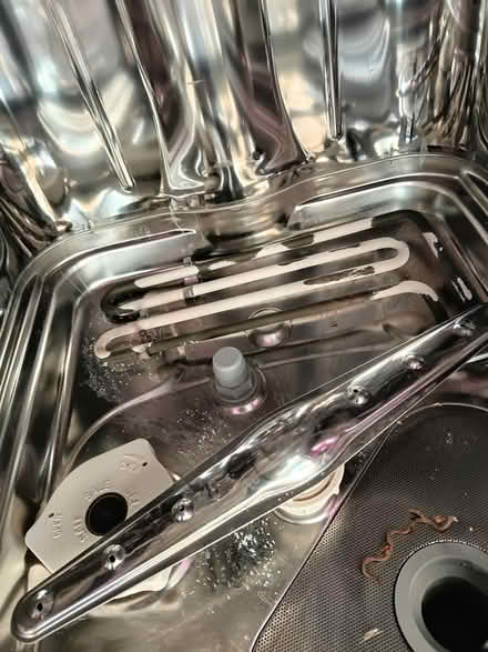 Photo of free Faulty slimline dishwasher (OX10 Cholsey) #4