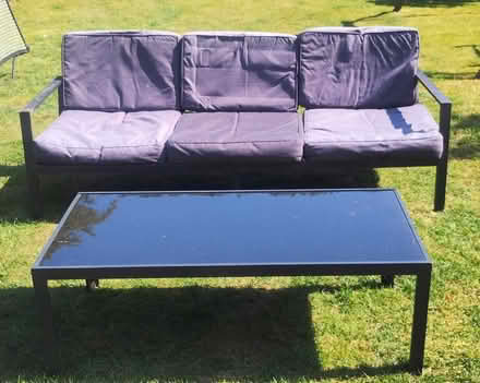 Photo of free Garden sofa and table (Solihull B91) #1