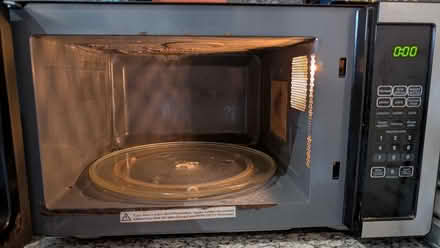 Photo of free 25L Kenwood microwave (lodgemoor S10) #2