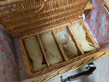 Photo of free Vintage style picnic set (Freshford) #4