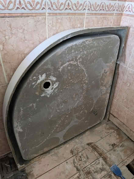 Photo of free Shower tray (Sheffield Lane Top S5) #1