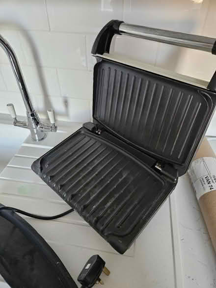 Photo of free George Foreman Grill (Baildon BD17) #2