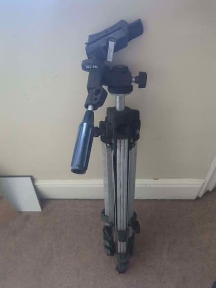 Photo of free Silk camera tripod (St Albans AL1) #1