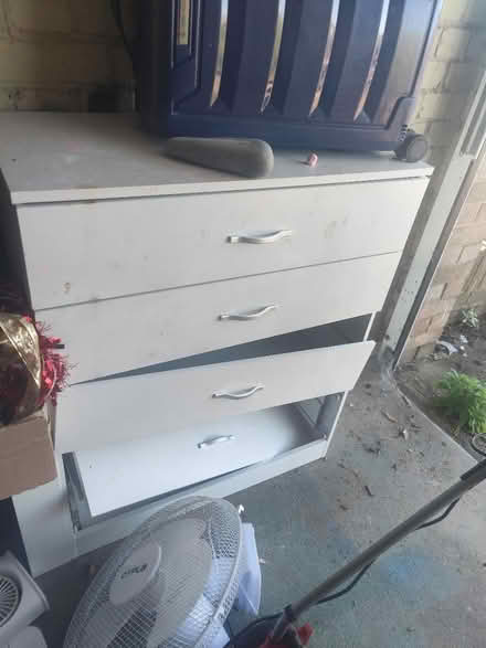 Photo of free Broken chest of drawers (Eastbourne) #2