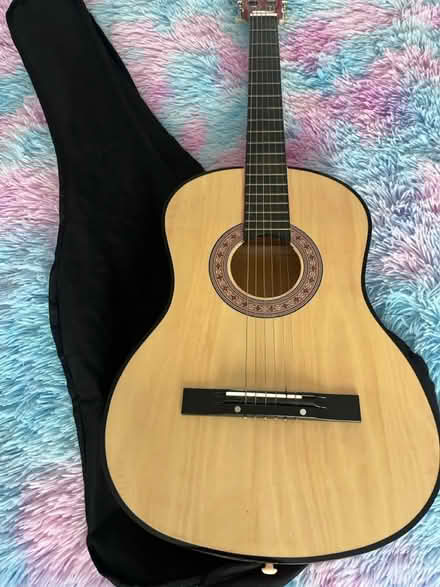 Photo of free Guitar with case (Nr. Sidmouth) #2