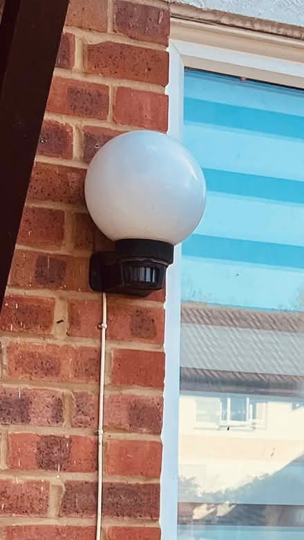Photo of free Outside light (Swanley BR8) #1