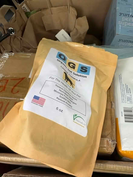 Photo of free Big lot high end dog food (Barrytown/Red Hook 12507) #3