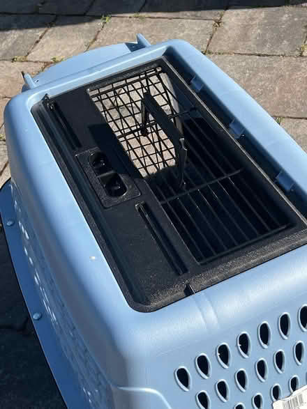 Photo of free Cat carrier (southwest Sunnyvale) #1