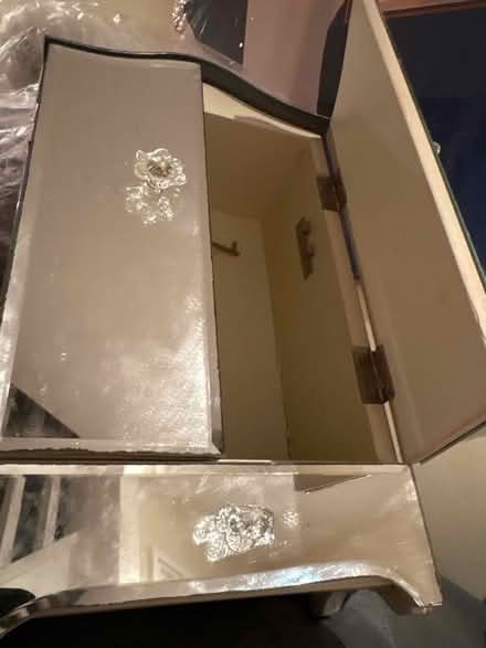 Photo of free Small jewellery mirrow box (Stone Cross B71) #1