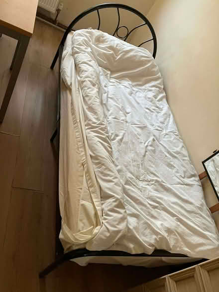 Photo of free 2 Single bed and matress (South Bermondsey SE15) #1
