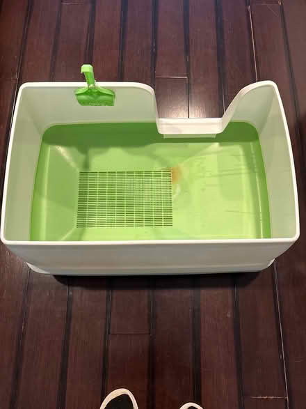 Photo of free Tidy cat Breeze XL Litter box (NE (Trinidad)) #2