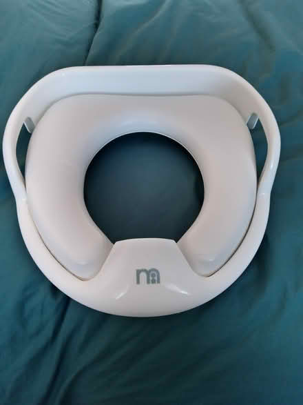 Photo of free training baby toilet seat (RG5 Woodley) #1