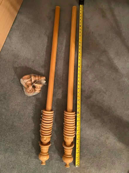 Photo of free Curtain pole (Pr9) #1