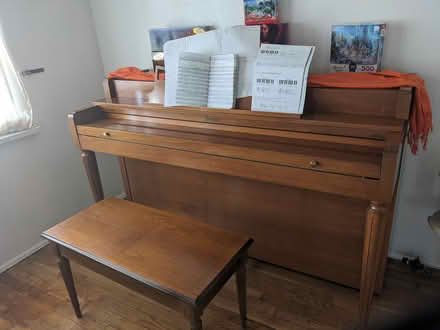 Photo of free piano (Tingley Beach) #1