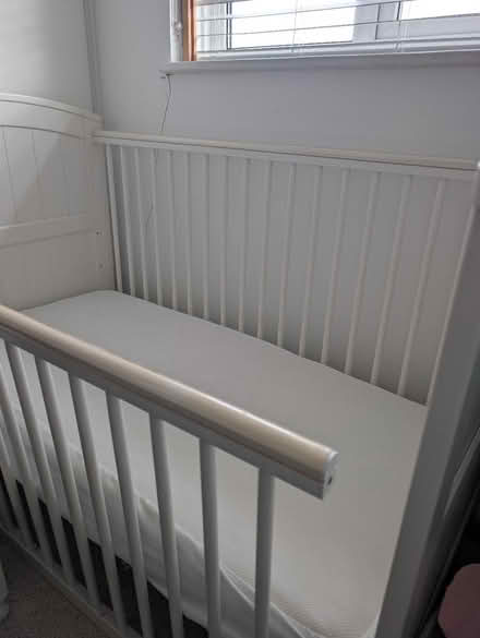 Photo of free Mamas and papas Flynn cotbed (BR1) #4