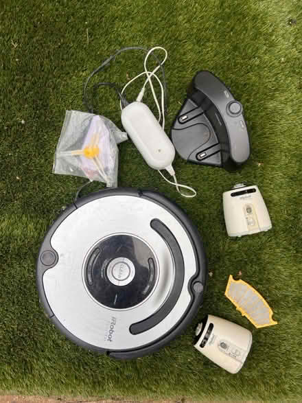 Photo of free iRobot roomba vacuum cleaner (Onslow Village) #1