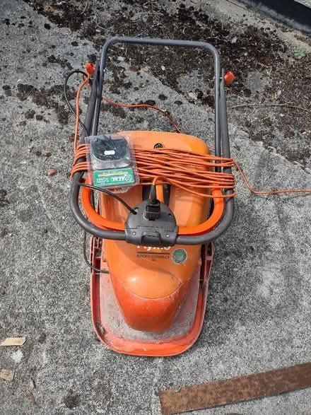 Photo of free Flymow Lawnmower (Hollingwood S43) #1