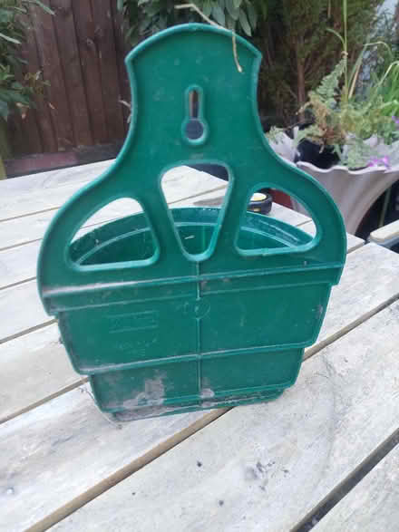 Photo of free Hanging basket plastic (SW16) #3