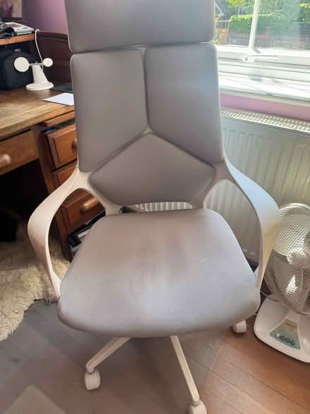 Photo of free Grey and white office chair (Putney SW15) #2