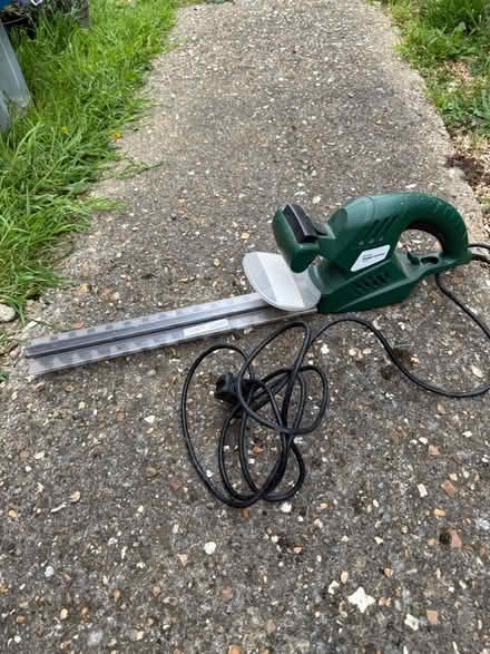 Photo of free Hedge trimmer (Hitchin) #1