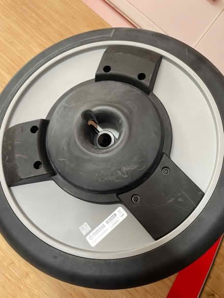 Photo of free Yamaha high hat (Twickenham TW2) #2