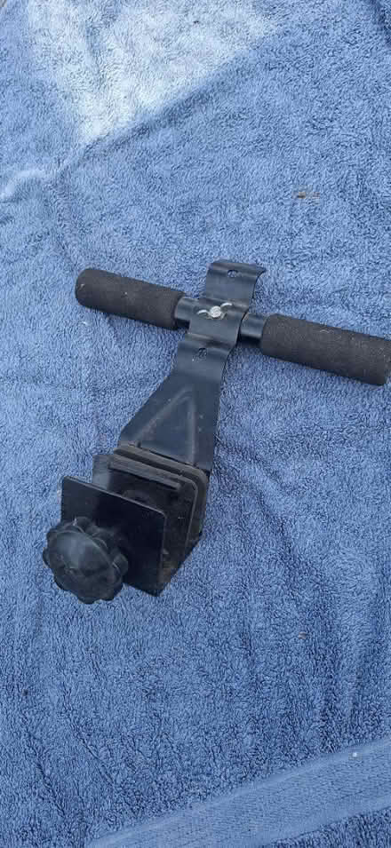 Photo of free Adjustable sit up bar (CO6 - West Bergholt) #1