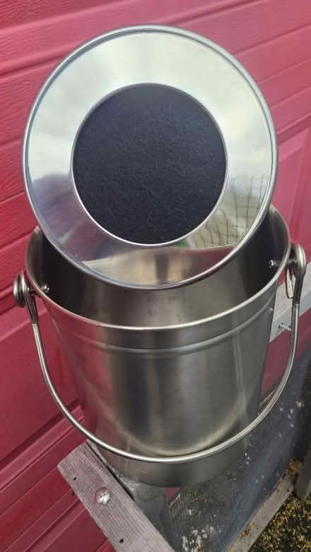 Photo of free Small Countertop Compost Bucket (Near Washington & Commonwealth) #3