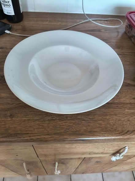 Photo of free Various crockery (Harrold. MK43) #2