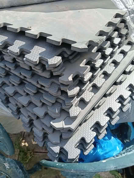 Photo of free Foam squares (Napsbury AL2) #3