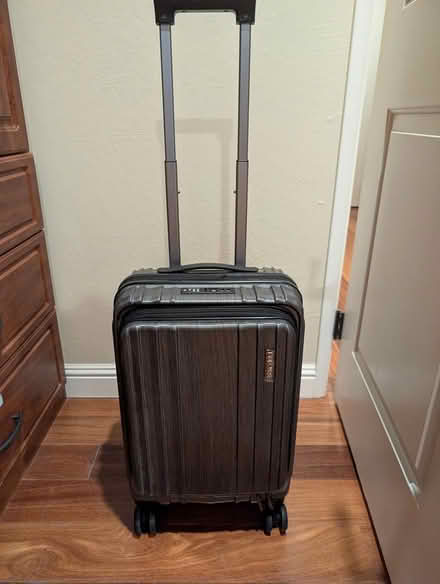 Photo of free Grey Carry on hard shell (Cupertino/West San Jose) #3