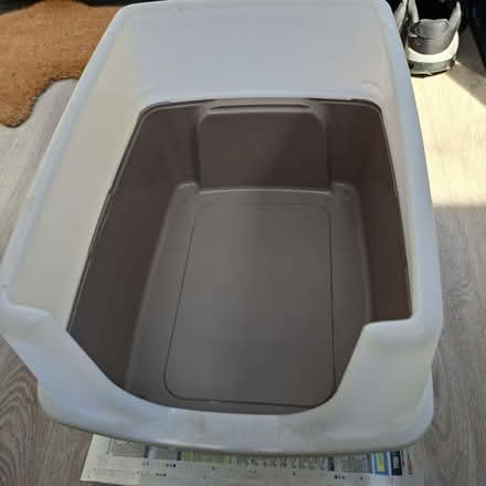 Photo of free Cat litter tray (New Southgate N11) #2