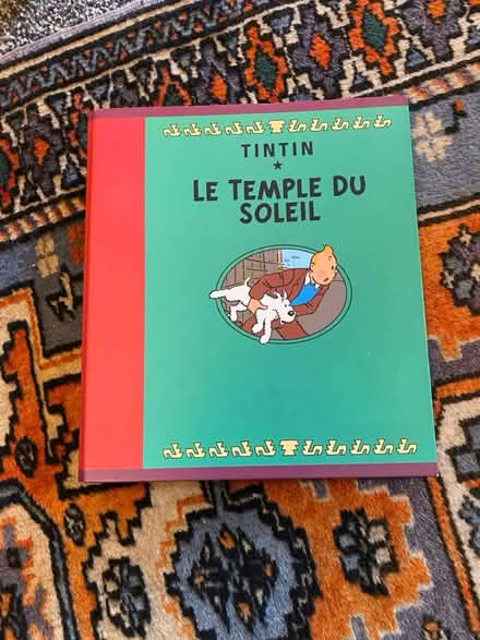 Photo of free Tintin ring binder (Jennett's Park RG12) #1
