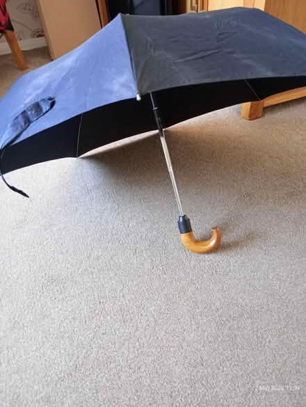 Photo of free Black automatic folding umbrella (SS0 Westcliff) #2