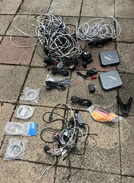 Photo of free Wires and bits and pieces-job lot (Langley SL3) #3
