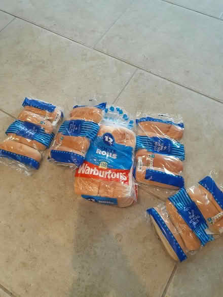 Photo of free Buns and pizzas collect today (Sydenham SE26) #1