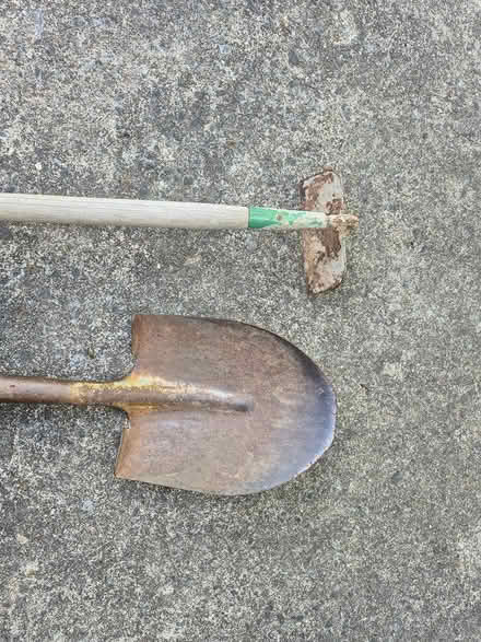 Photo of free garden tools (20817) #1