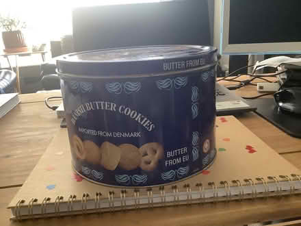 Photo of free Biscuit tin (Leighton Buzzard LU7) #1