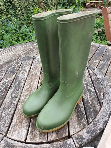 Photo of free Size 5 wellies (Ickleford. Sg5) #1
