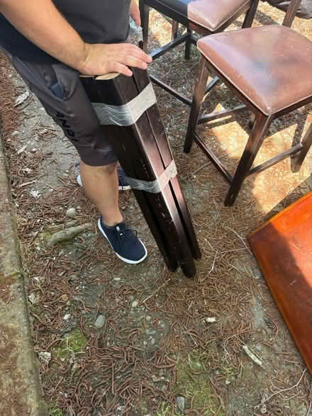 Photo of free Large Dining Table (3rd and 112th St) #4