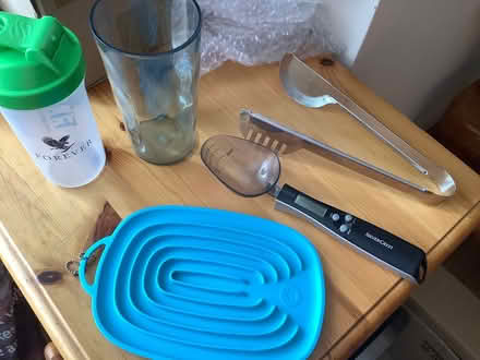 Photo of free Assorted kitchen items (Birchgrove CF14) #1