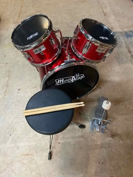 Photo of free Toddler drum set (Skokie) #1